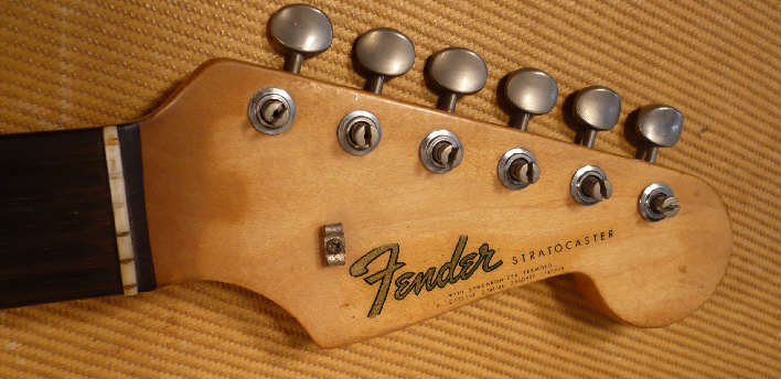 Fender Stratocaster 1965-70 sunburst g.jpg